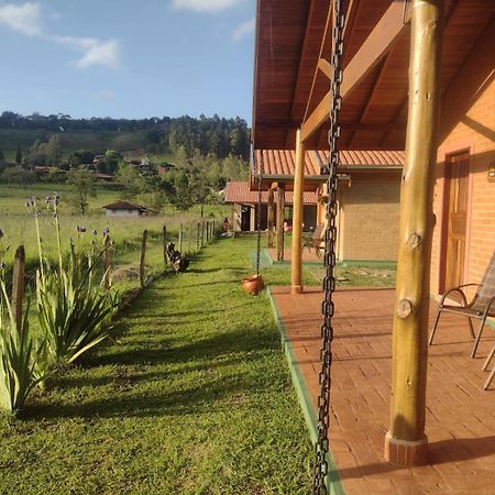 Chalés Bons Ventos - Chalé Estrela São Bento do Sapucaí Esterno foto